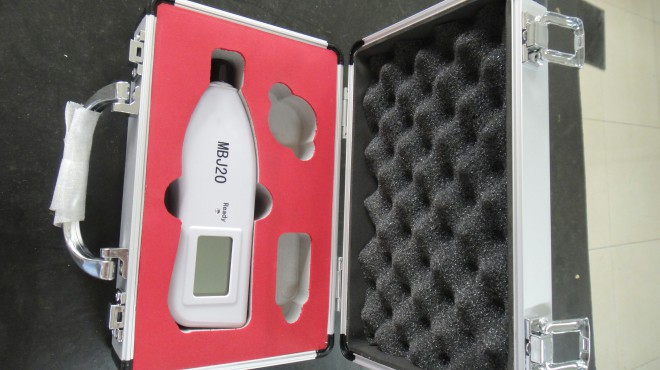 transcutaneous jaundice detector